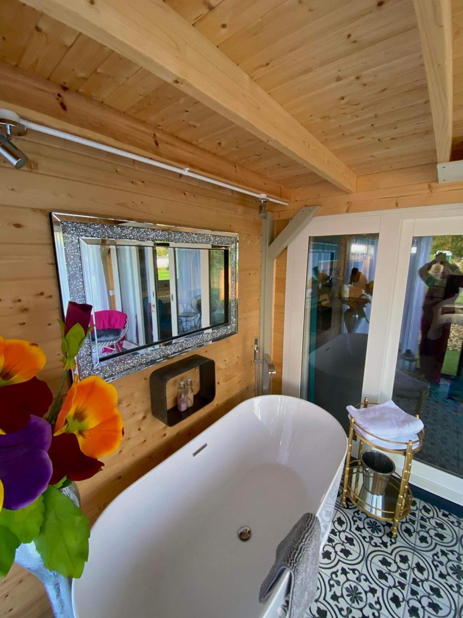 Dunroamin Lodges Драймен Номер фото
